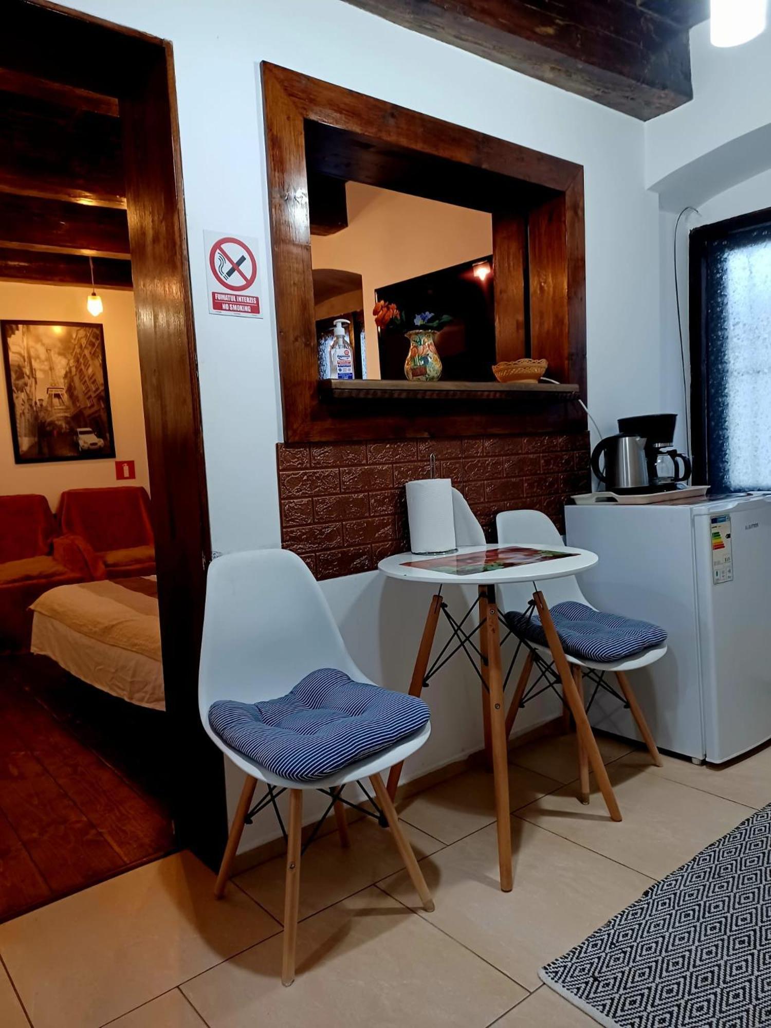 Historic Center Apartment Брашов Экстерьер фото