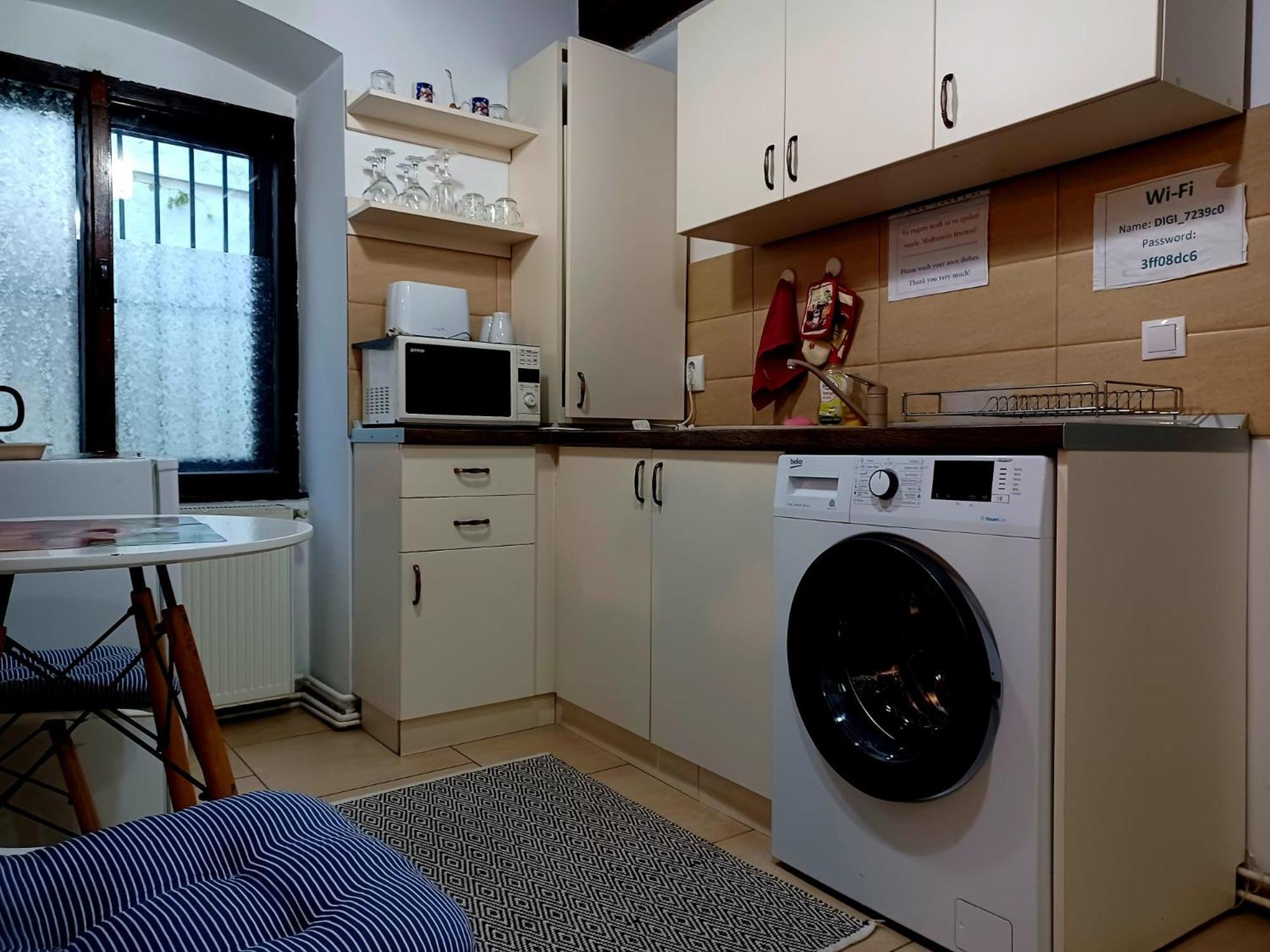 Historic Center Apartment Брашов Экстерьер фото